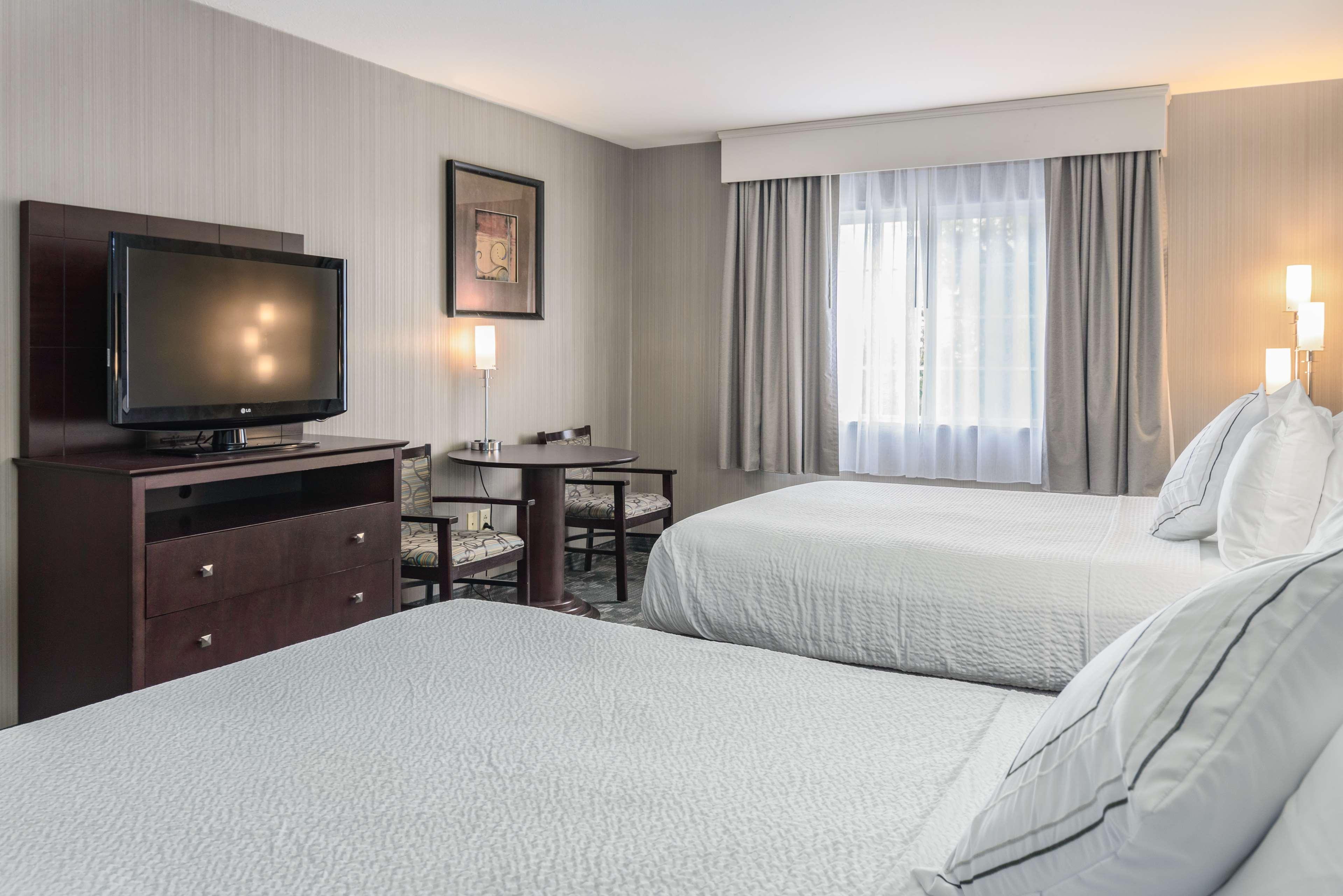 Best Western Concord Inn And Suites Екстериор снимка