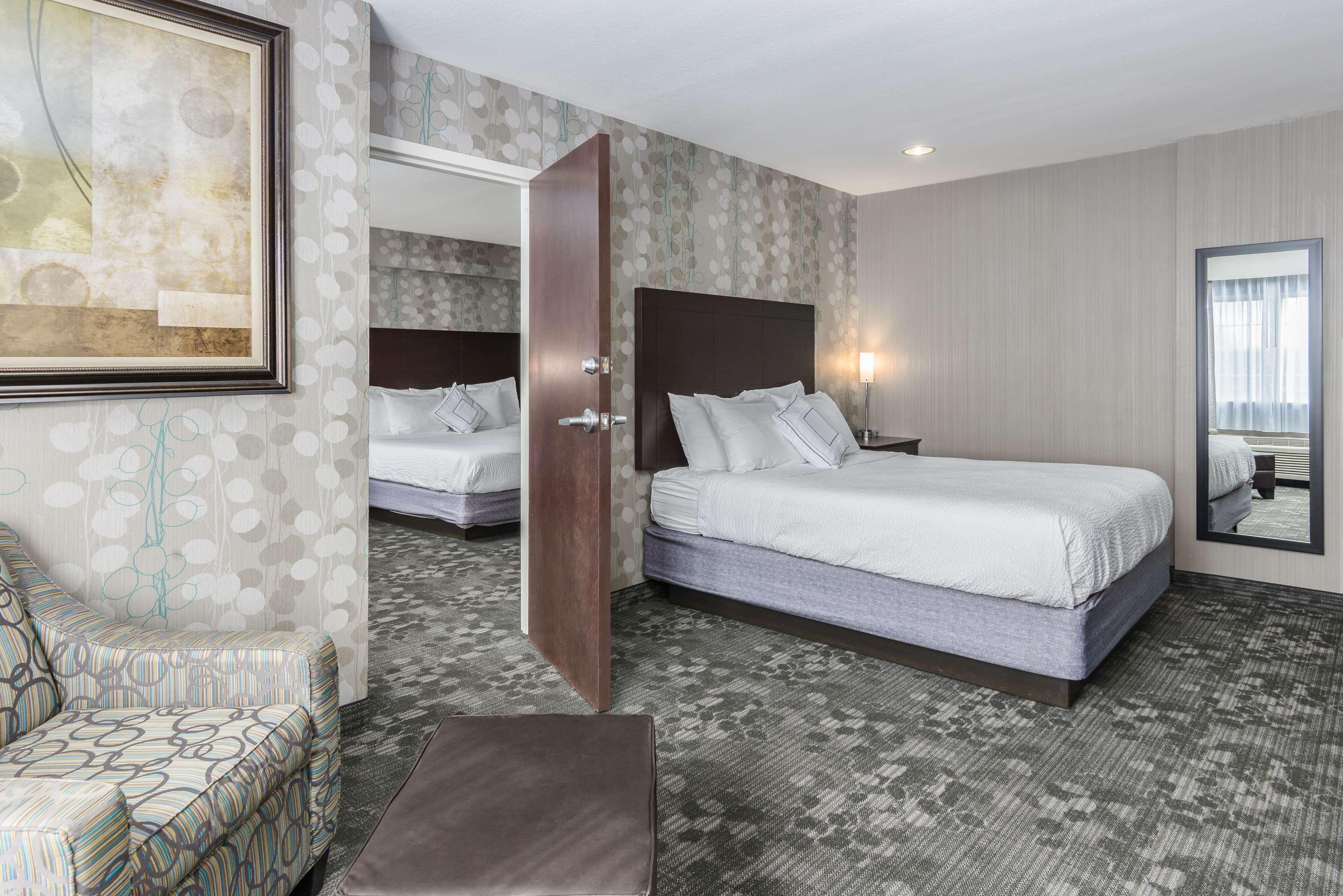 Best Western Concord Inn And Suites Екстериор снимка