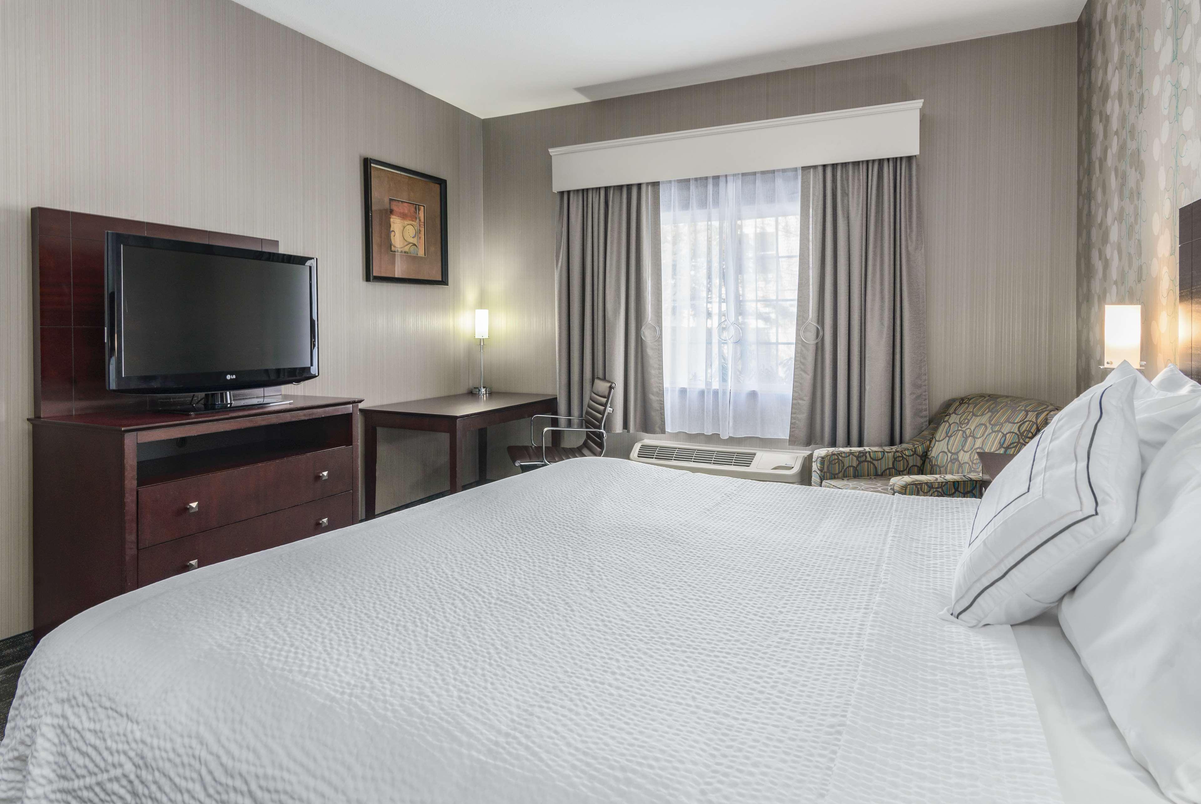 Best Western Concord Inn And Suites Екстериор снимка